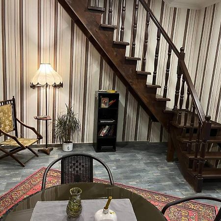 Home Away Home In Heart Of Tbilisi Esterno foto