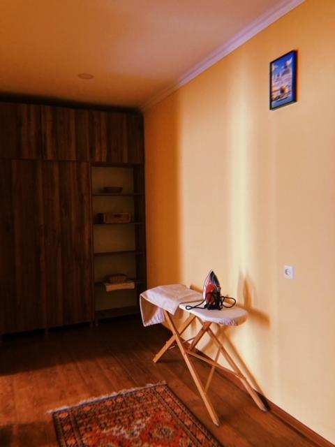 Home Away Home In Heart Of Tbilisi Esterno foto